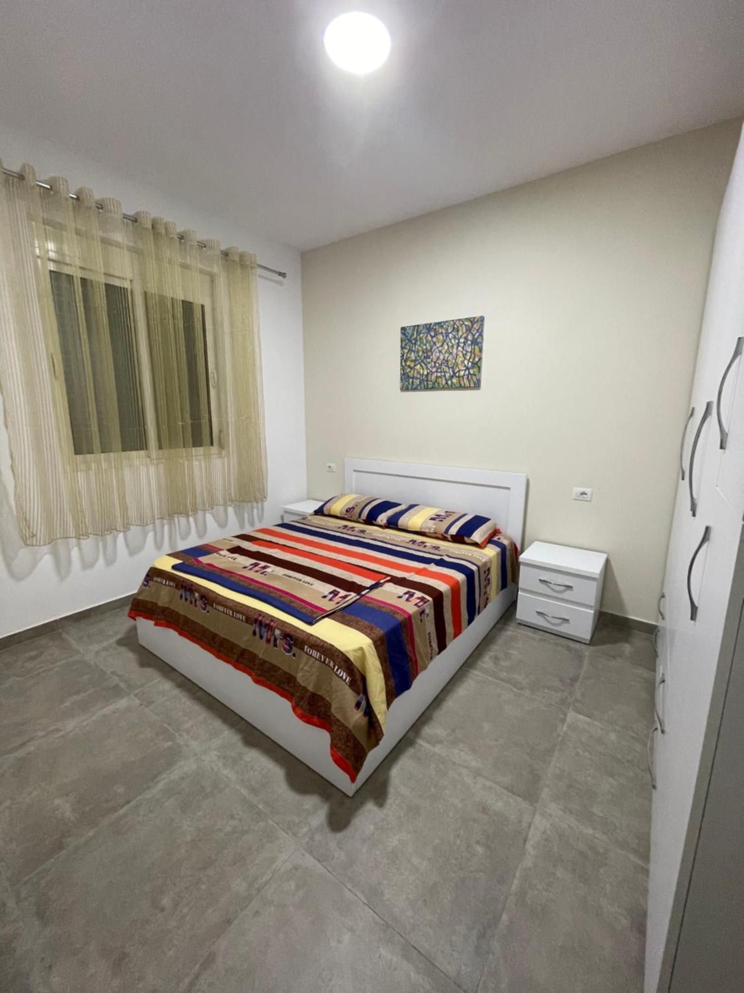 Villa Rei Baks-Rrjoll Экстерьер фото